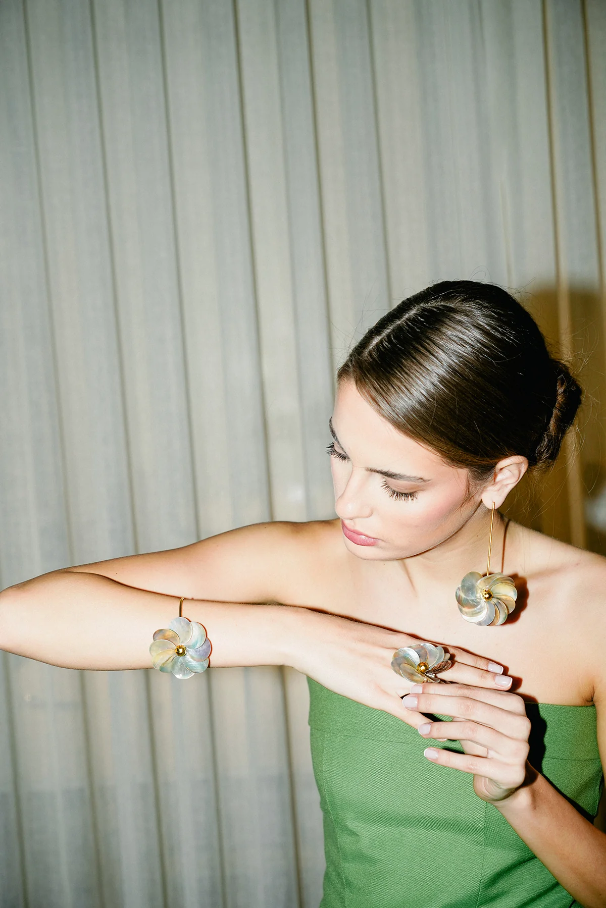 Fleur de Shells Bracelet - Image 2
